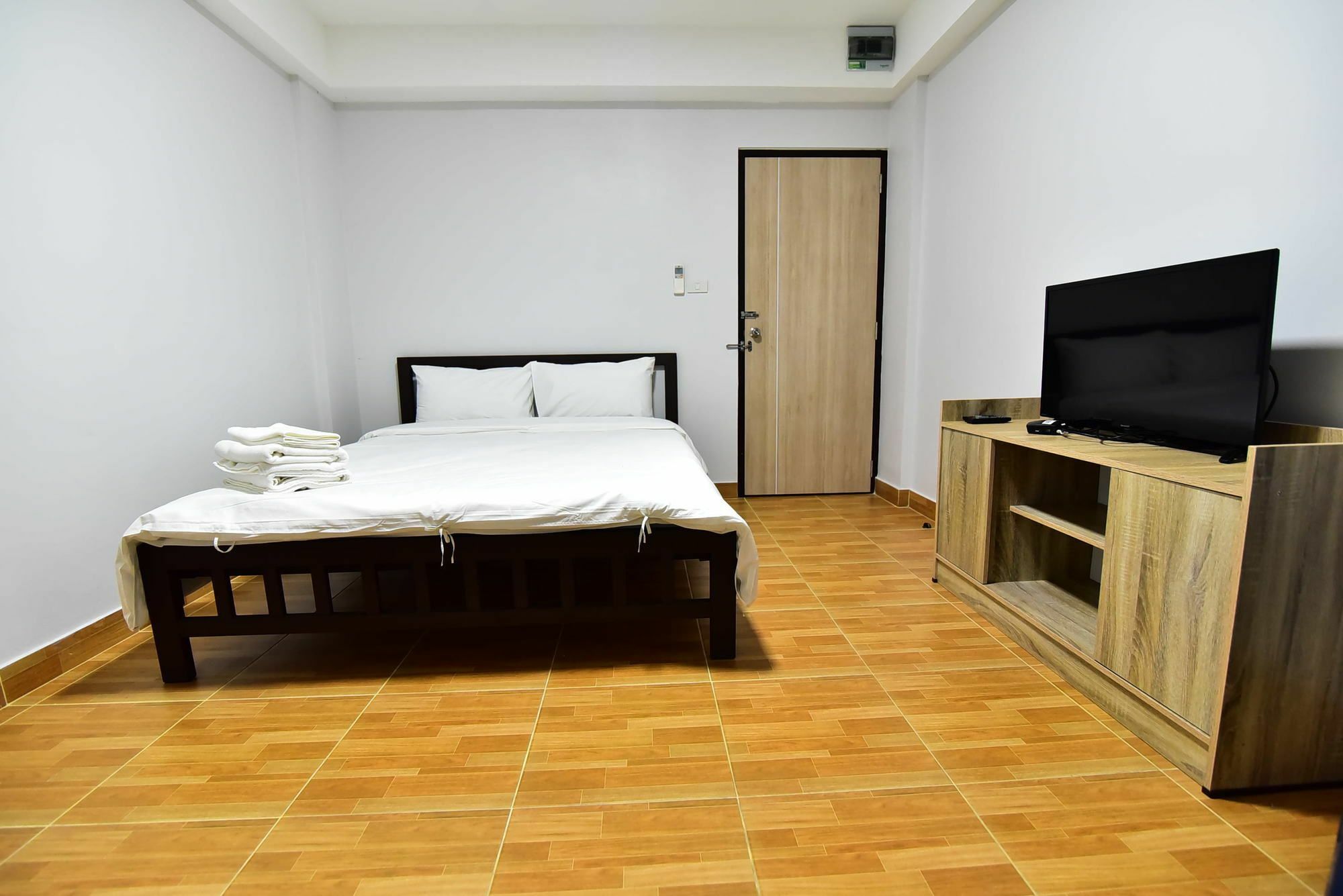 Wj Residence At Suvarnaphumi Bangkok Exteriör bild